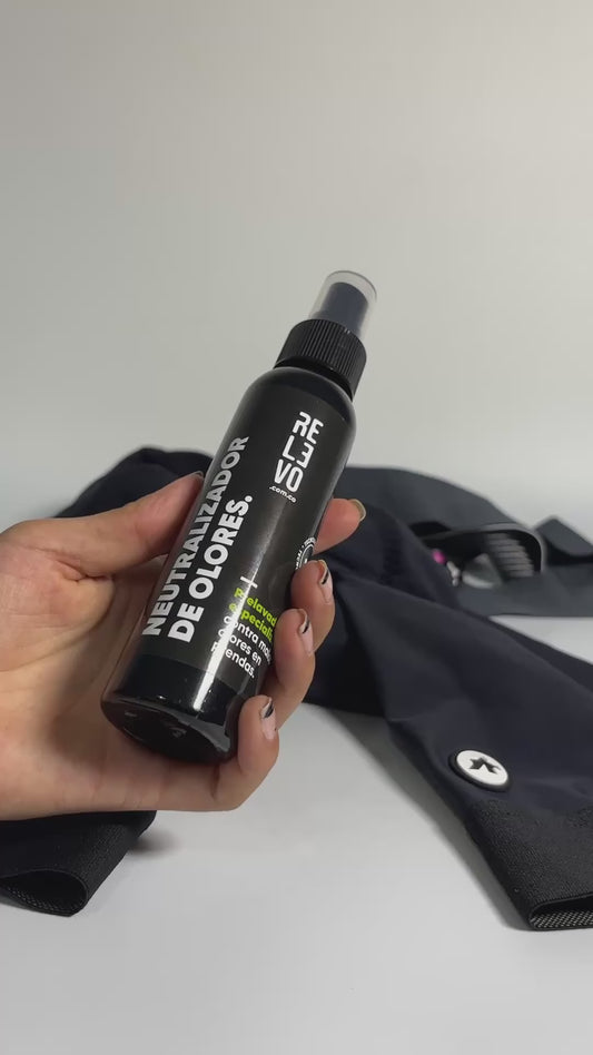 Prelavado para eliminar malos olores en prendas y accesorios deportivos